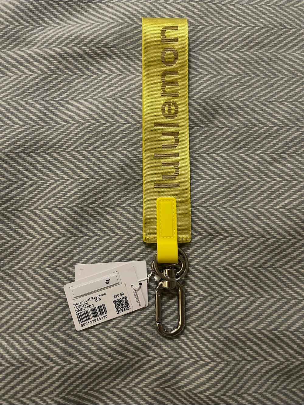 NWT: Sold-Out $20 LULULEMON Never Lost Keychain — Dark Gold, Melrose Tan, Silver - Picture 2 of 6